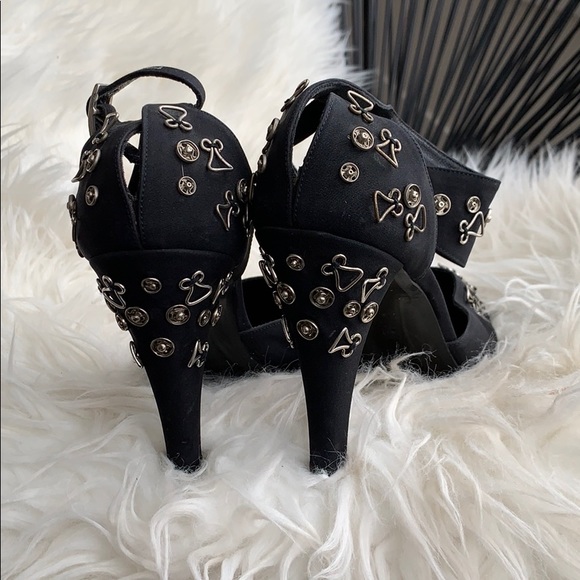 Chanel pumps - Picture 3 of 8